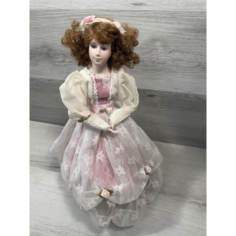 Merri Roderick Rose Who Is Love Porcelain Doll 1988 Romantic Flower Maiden